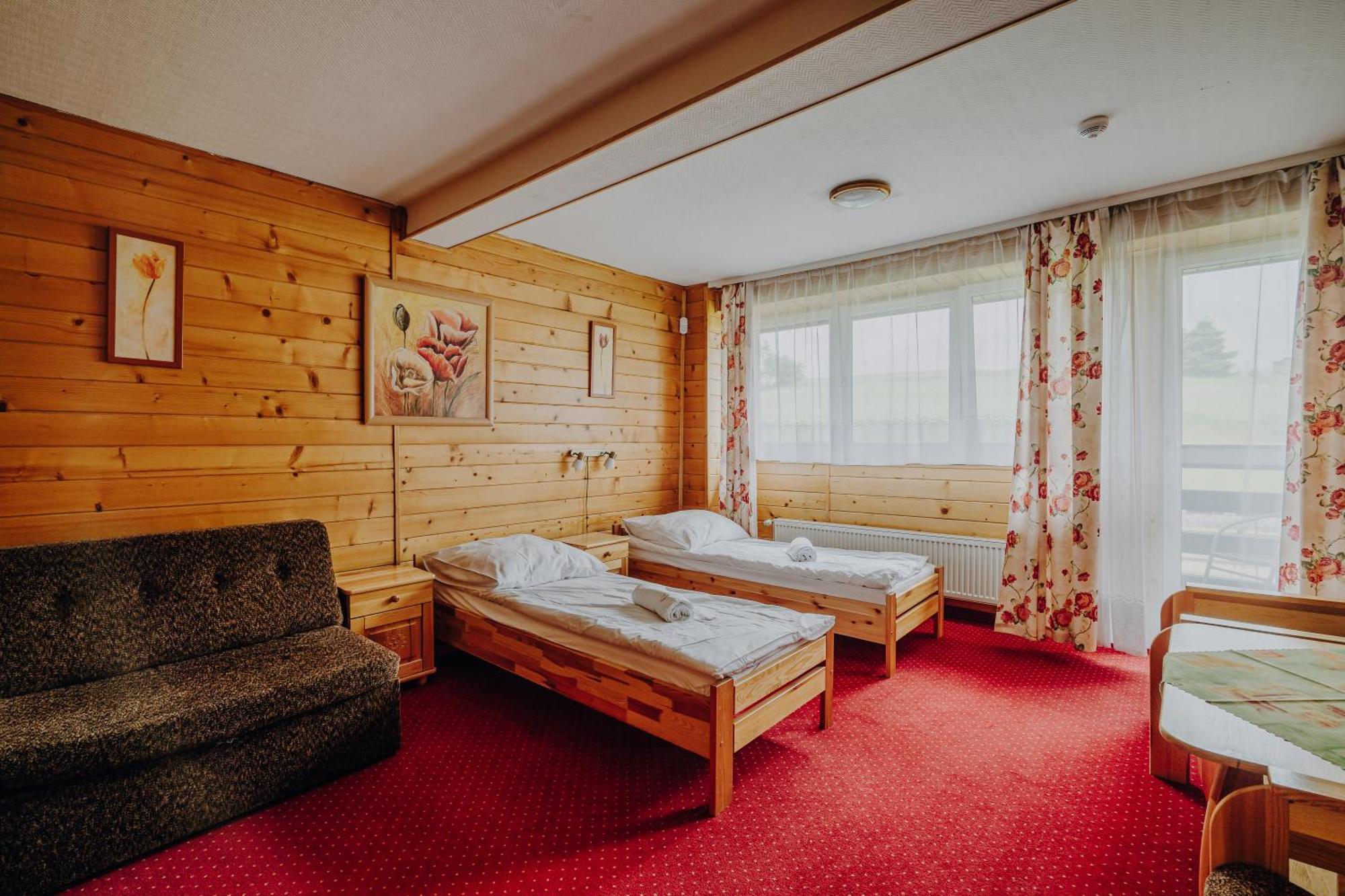 Resort Osw Moszczeniczanka 2*